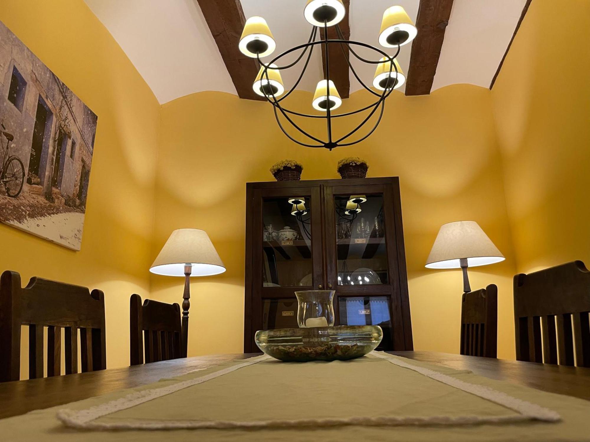 Casa Lidia - Antigua Posada Real Вальдерробрес Экстерьер фото
